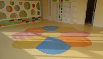 幼兒園pvc塑膠地板防污抗菌人體工程學(xué)解析